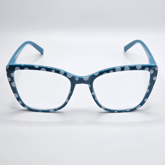 Spot On - Picture 2 of 4